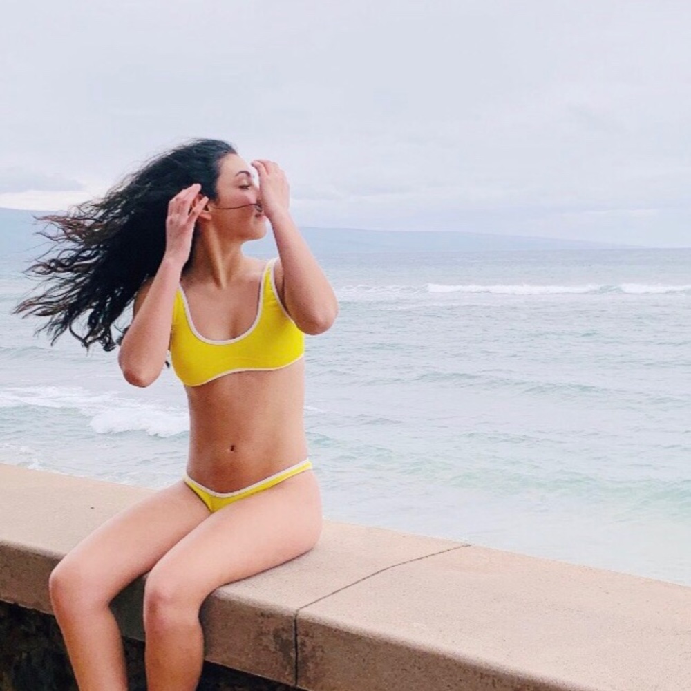 Meet your Posher, Camila